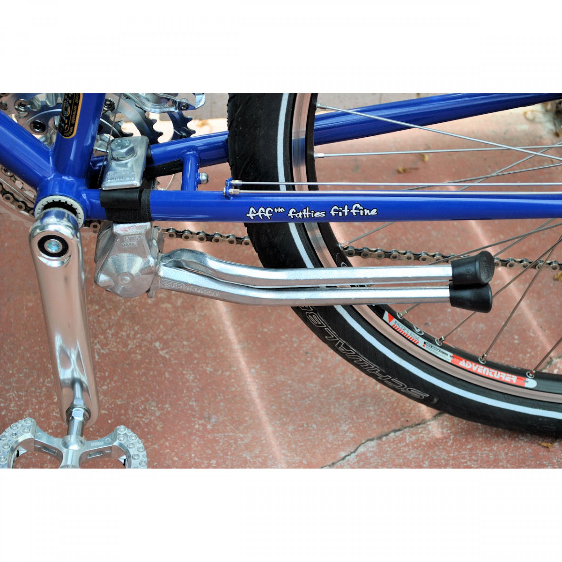 The Pletscher twin centre bicycle stand 